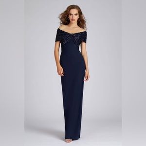 NWT $600 Teri Jon by Rickie Freeman
Embellished Crepe Column Gown
